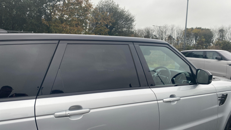 Land Rover Range Rover Sport 3.0 SDV6 HSE Dynamic 5dr Auto Diesel Estate